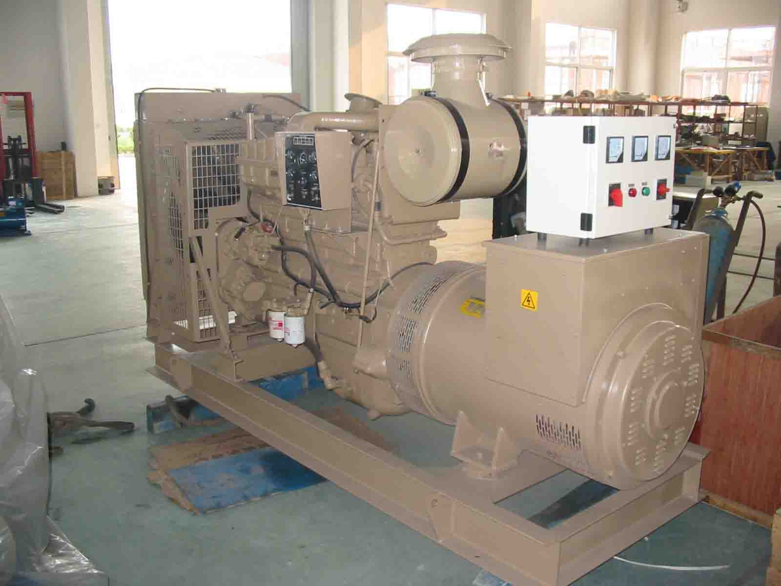 ?？诎l(fā)電機維修NT855-GA成功出廠